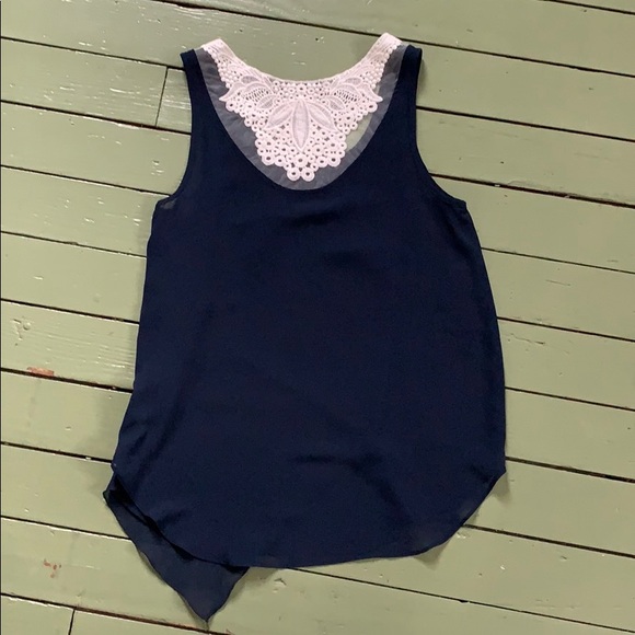 blue shear material top with lace back - Picture 2 of 2